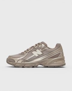 New Balance 740